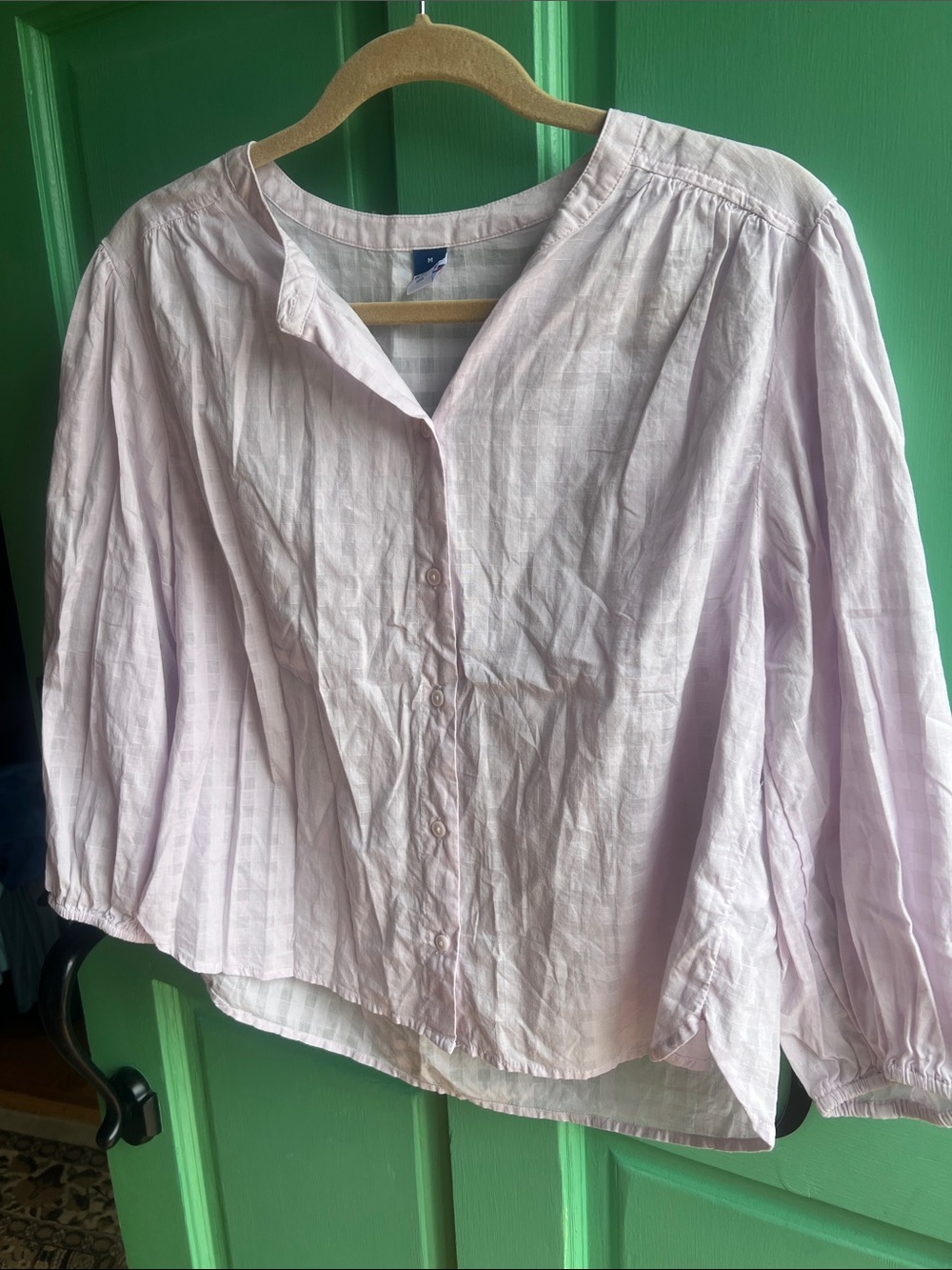 Old Navy Lavender Button-Up Shirt - Medium NWOT 💯 cotton